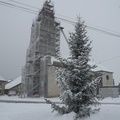 Noel approche, la neige et le sapin sont la