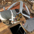 Réalisation de la trappe permettant l acces au clocheton depuis le dome